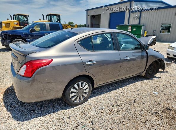 3N1CN7AP3GL881778 2016 NISSAN VERSA Gray Trasero derecho