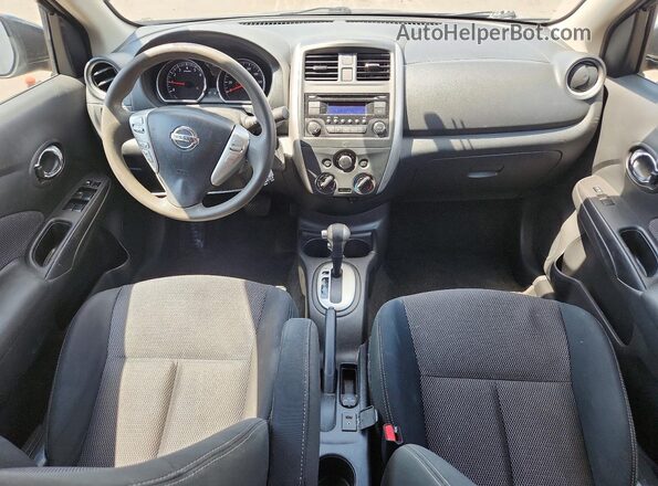 3N1CN7AP3GL890626 2016 NISSAN VERSA Black Вид панелі приладів