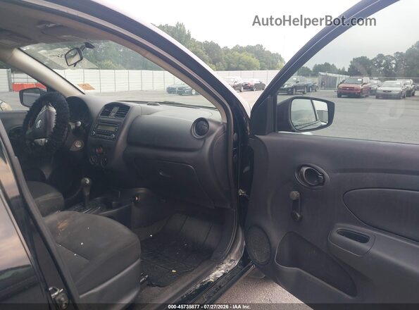 3N1CN7AP3HL832159 2017 NISSAN VERSA Черный Вид салона спереди