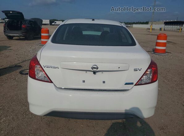 3N1CN7AP4GL874113 2016 NISSAN VERSA White Вид ззаду