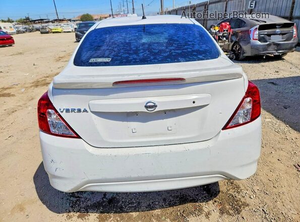 3N1CN7AP4HL845521 2017 NISSAN VERSA White Vista del salpicadero