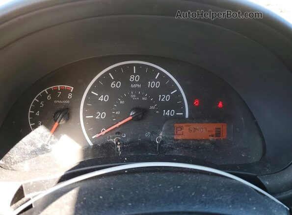 3N1CN7AP4JL813044 2018 NISSAN VERSA Gray ხელსაწყოთა პანელის ხედი