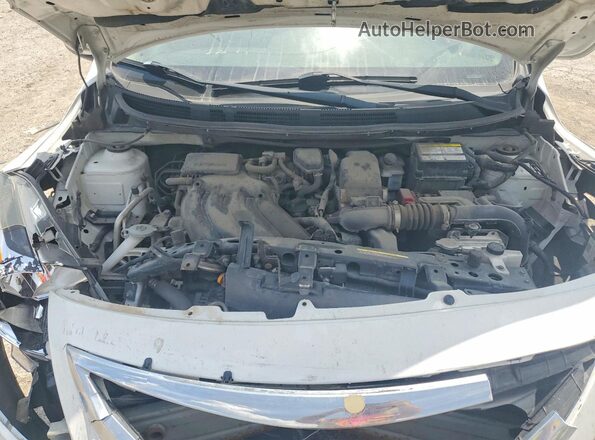 3N1CN7AP4JL855276 2018 NISSAN VERSA White Вид задньої частини салону