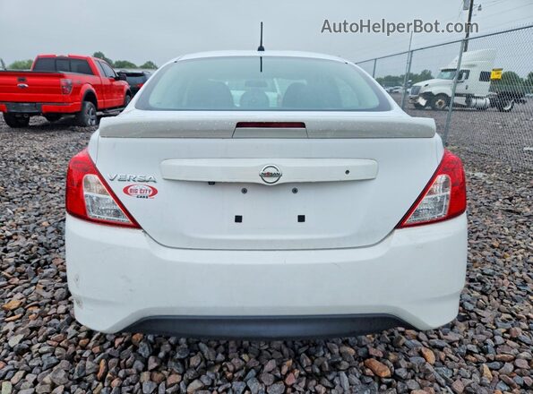 3N1CN7AP4KL822733 2019 NISSAN VERSA White Rear view