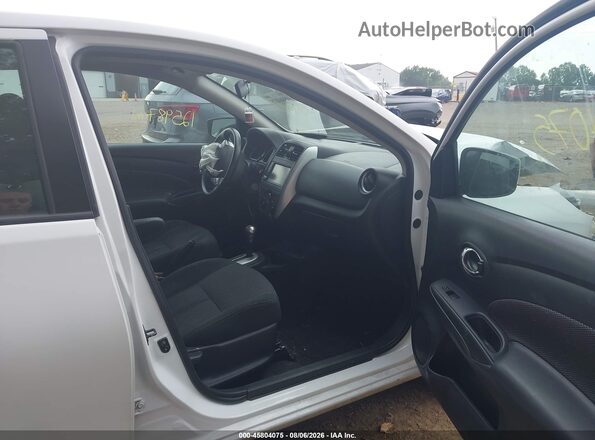 3N1CN7AP4KL831691 2019 NISSAN VERSA Белый Вид салона спереди