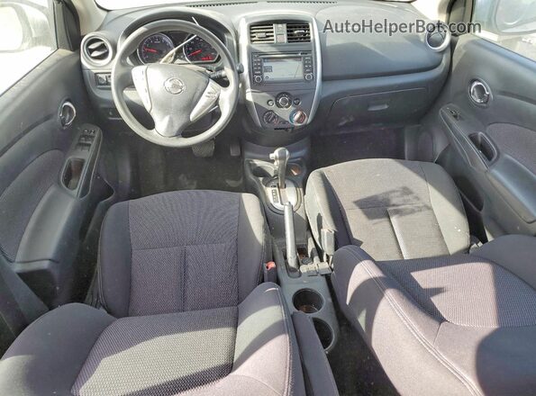 3N1CN7AP5GL857742 2016 NISSAN VERSA Silver Widok deski rozdzielczej