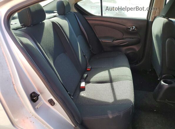 3N1CN7AP5GL857742 2016 NISSAN VERSA Silver Widok tylnych siedzeń