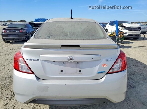 3N1CN7AP5GL857742 2016 NISSAN VERSA Silver Widok z tyłu