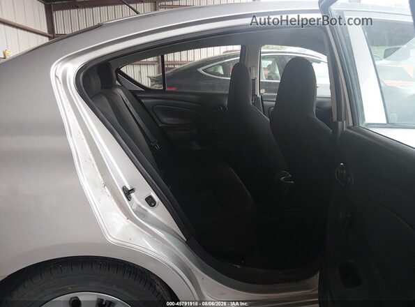 3N1CN7AP5GL909046 2016 NISSAN VERSA Silver Вид наклейки з VIN-кодом