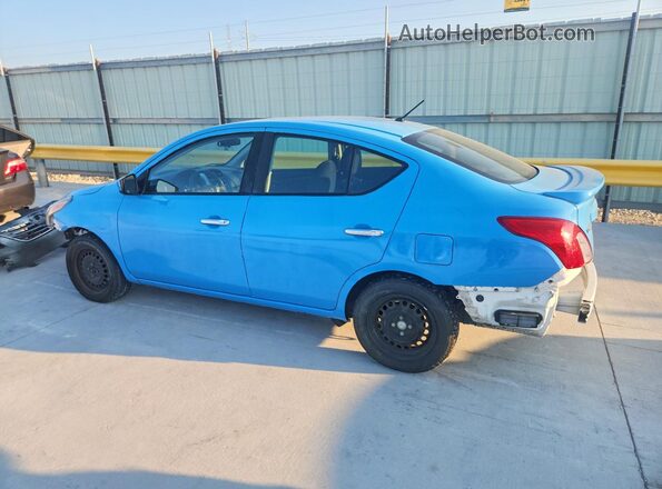 3N1CN7AP5JL840964 2018 NISSAN VERSA Blue Tył lewy