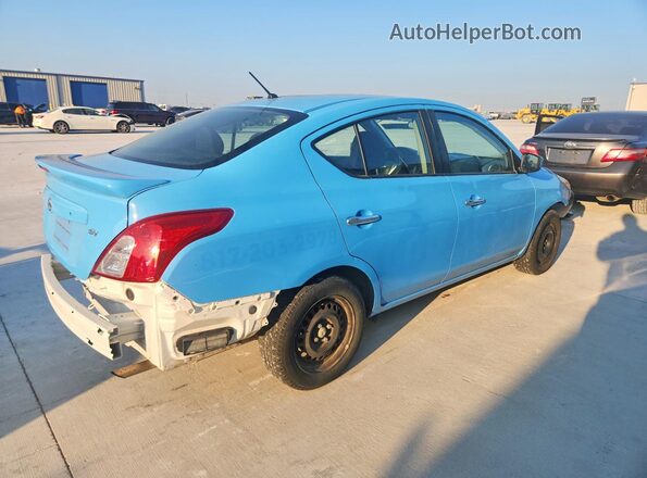 3N1CN7AP5JL840964 2018 NISSAN VERSA Blue Tył prawy