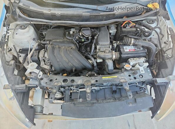 3N1CN7AP5JL840964 2018 NISSAN VERSA Blue Widok wnętrza z tyłu