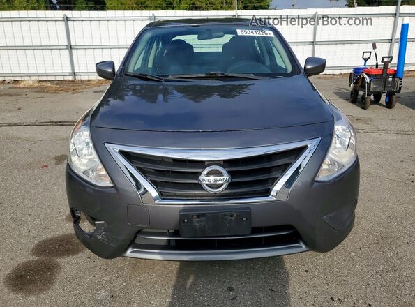 3N1CN7AP5KL815077 2019 NISSAN VERSA Серый Вид спереди