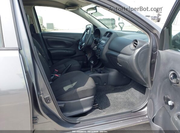 3N1CN7AP6GL832378 2016 NISSAN VERSA Gray Vista interior delantera