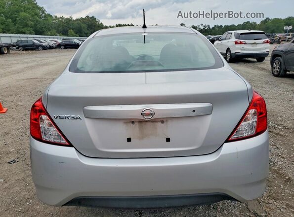 3N1CN7AP6GL866255 2016 NISSAN VERSA Silver Вид ззаду