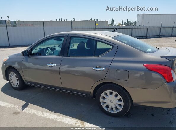 3N1CN7AP6HK414698 2017 NISSAN VERSA Gray 