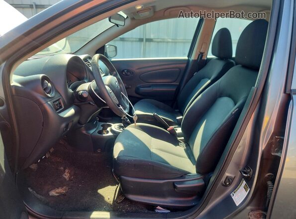 3N1CN7AP6JL837541 2018 NISSAN VERSA Gray Սալոնի դիմացի տեսք