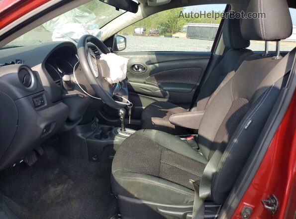 3N1CN7AP6KL861713 2019 NISSAN VERSA Красный Вид салона спереди
