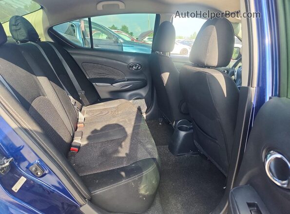 3N1CN7AP6KL866202 2019 NISSAN VERSA Blue Widok tylnych siedzeń