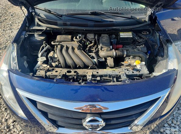 3N1CN7AP6KL866202 2019 NISSAN VERSA Blue Widok wnętrza z tyłu