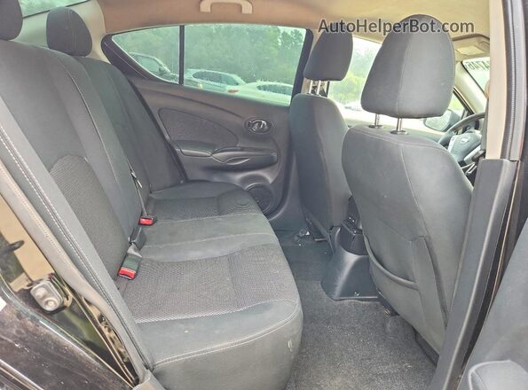 3N1CN7AP7GL848461 2016 NISSAN VERSA Black Widok tylnych siedzeń