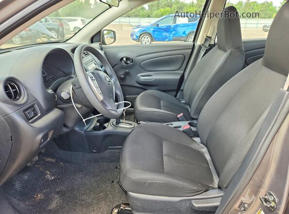3N1CN7AP7GL849013 2016 NISSAN VERSA Gray Widok wnętrza z przodu