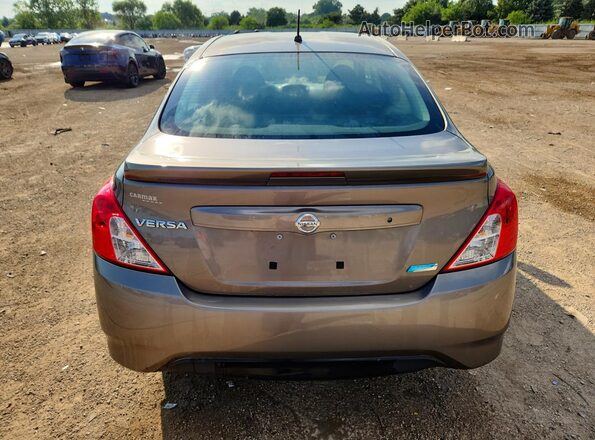 3N1CN7AP7GL849013 2016 NISSAN VERSA Gray Widok z tyłu