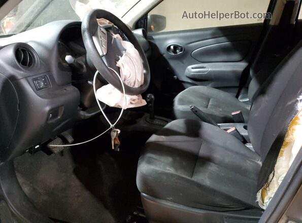 3N1CN7AP7GL878768 2016 NISSAN VERSA Gray Front interior view