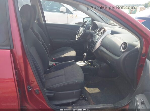 3N1CN7AP7JL809229 2018 NISSAN VERSA Красный Вид салона спереди