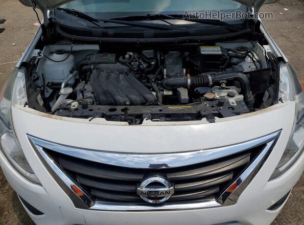 3N1CN7AP7KL810446 2019 NISSAN VERSA White Vista interior trasera
