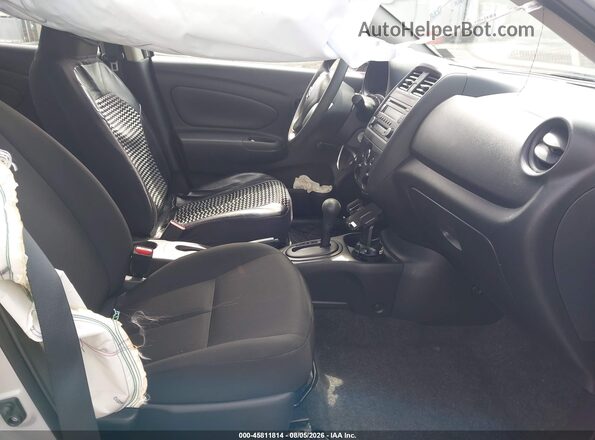 3N1CN7AP8GL891237 2016 NISSAN VERSA Silver Front interior view