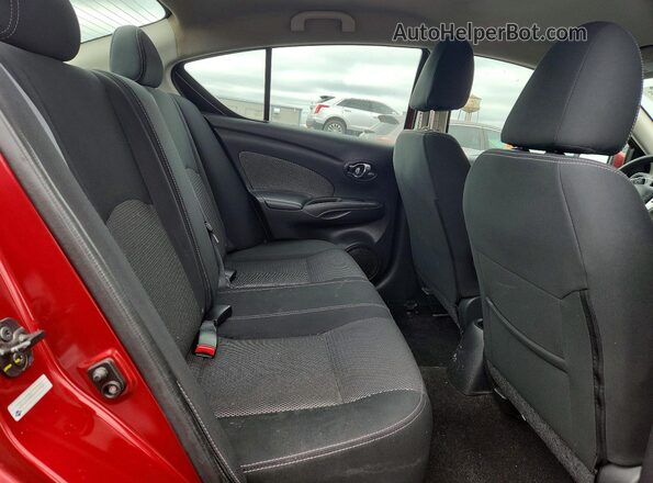 3N1CN7AP8GL916508 2016 NISSAN VERSA Red Հետևի նստատեղերի տեսք