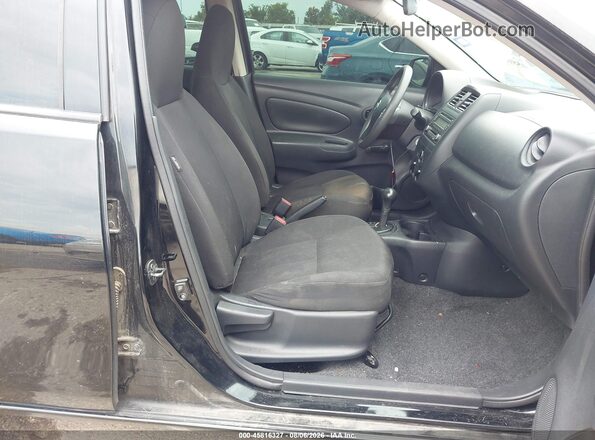 3N1CN7AP9GL869151 2016 NISSAN VERSA Черный Вид салона спереди