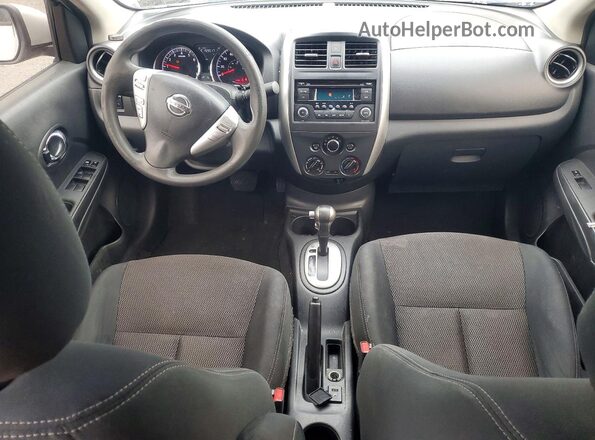 3N1CN7APXGL836661 2016 NISSAN VERSA Silver Dashboard view