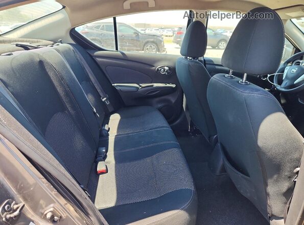 3N1CN7APXGL877596 2016 NISSAN VERSA Gray Widok tylnych siedzeń