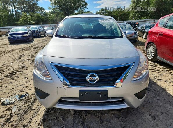 3N1CN7APXKL875128 2019 NISSAN VERSA Silver წინა ხედი