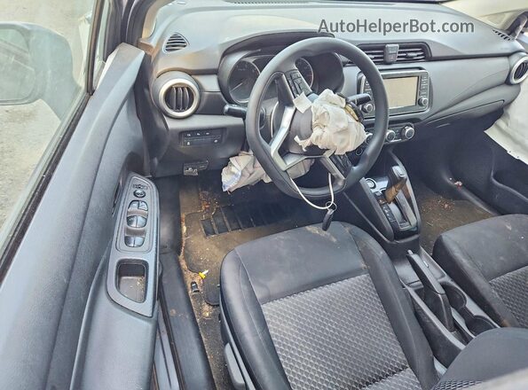 3N1CN8DV0ML910388 2021 NISSAN VERSA Gray Vista del salpicadero