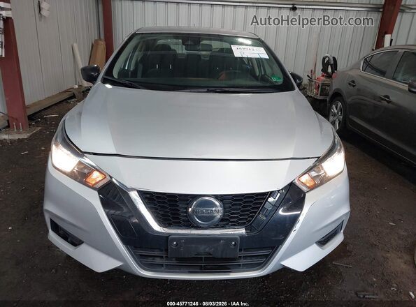 3N1CN8DV1ML855496 2021 NISSAN VERSA Серебряный Вид задней части салона