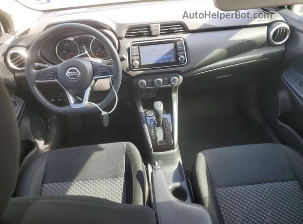 3N1CN8DV1ML910982 2021 NISSAN VERSA White Vista del salpicadero