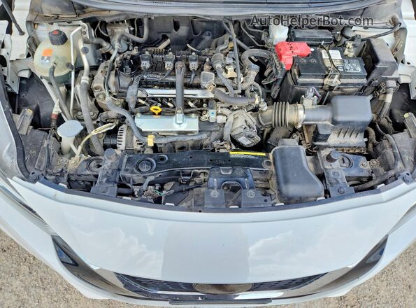3N1CN8DV1ML910982 2021 NISSAN VERSA White Vista interior trasera