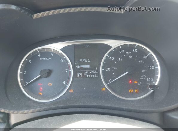 3N1CN8DV2LL879417 2020 NISSAN VERSA White Widok tylnych siedzeń