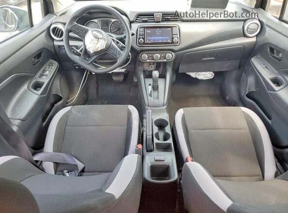 3N1CN8DV2SL864754 2025 NISSAN VERSA Black Vista del salpicadero