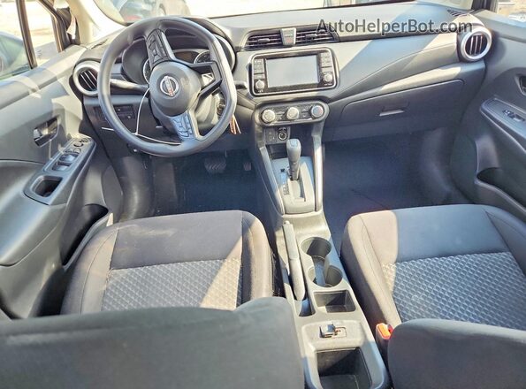 3N1CN8DV4PL837501 2023 NISSAN VERSA Gray Widok deski rozdzielczej