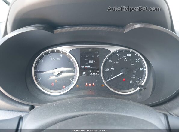 3N1CN8DV6SL867320 2025 NISSAN VERSA Silver Widok tylnych siedzeń