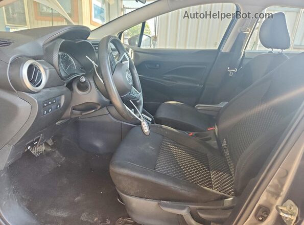 3N1CN8DV7LL863665 2020 NISSAN VERSA Gray Widok wnętrza z przodu