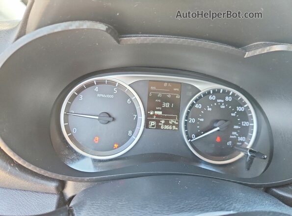 3N1CN8DV7ML908802 2021 NISSAN VERSA Белый Вид щитка приборов