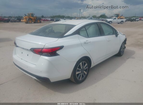 3N1CN8EV1PL838426 2023 NISSAN VERSA Белый Задняя правая четверть