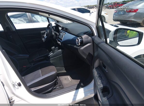 3N1CN8EV1SL838080 2025 NISSAN VERSA White Widok wnętrza z przodu