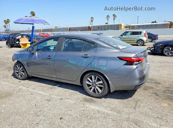 3N1CN8EV2LL839269 2020 NISSAN VERSA Gray Trasero izquierdo