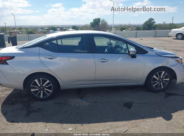 3N1CN8EV2ML856560 2021 NISSAN VERSA Silver Вид задньої частини салону